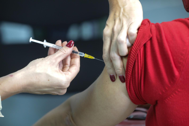 Gripa uranila: 20 tisuća doza stiglo u Istru, provjerite gdje se cijepiti!