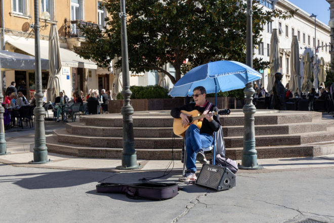 Zlatko Gerenčir: Ulični glazbenik bez kojega bi centar Pule izgubio veliki dio šarma!