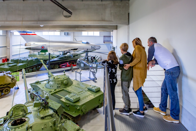 Mjesto prebogate prošlosti, sadašnjosti i budućnosti koja (ne)će doći: Krenite s nama u Park vojne povijesti Pivka