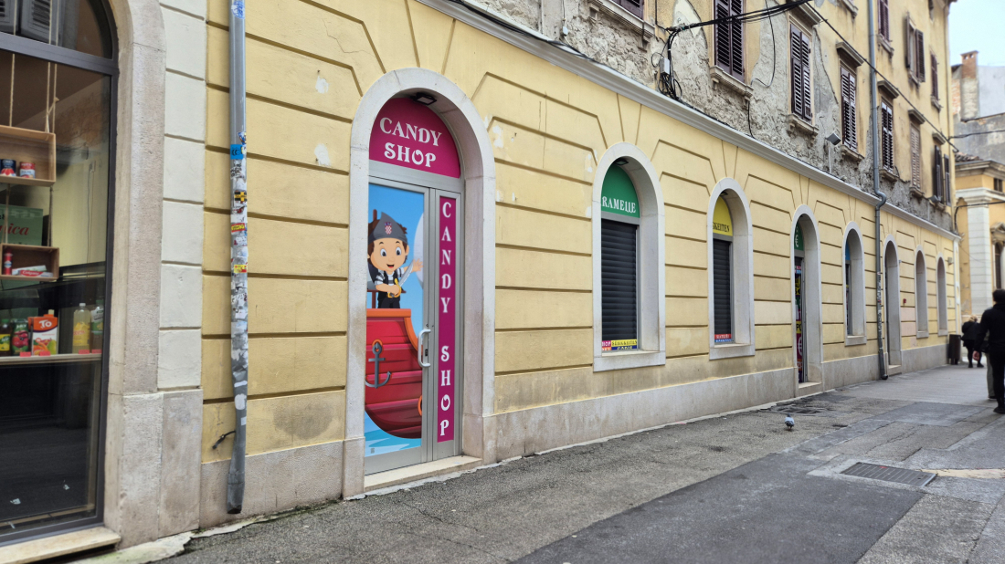 FOTO PRIČA: Pustoš u Ulici Sergijevaca: Kad trgovine spuste rolete i srce Pule se ugasi