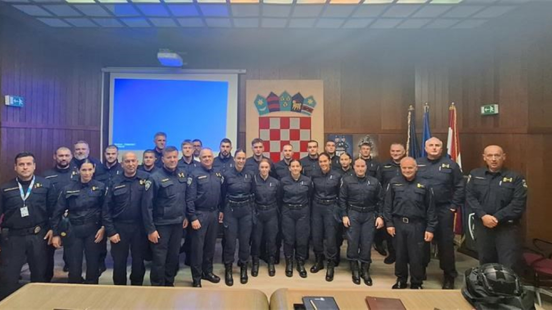 PU Istarska dobila pojačanje: 15 mladih policijskih vježbenika na dužnosti