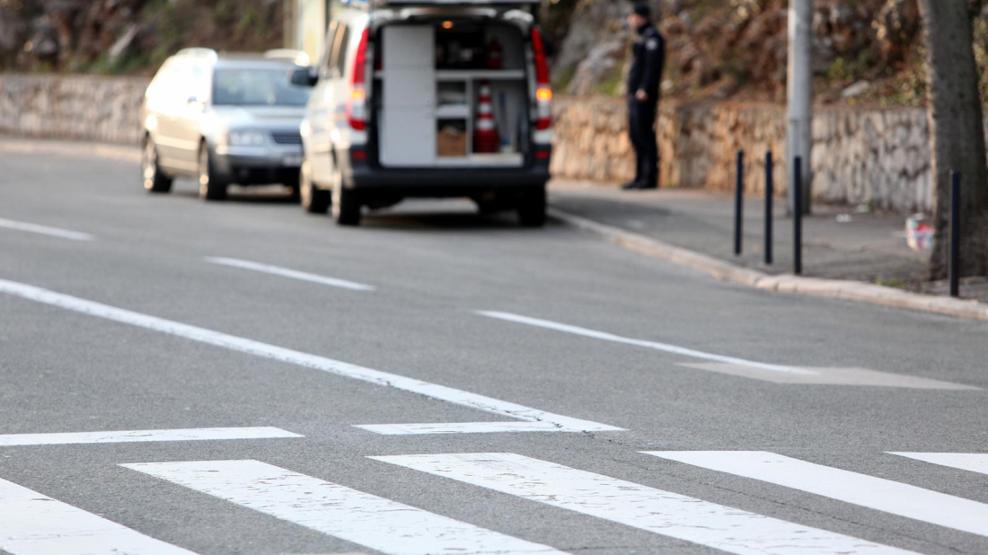 Nalet na pješakinju u Pazinu, teško ozlijeđena žena prevezena u pulsku bolnicu!