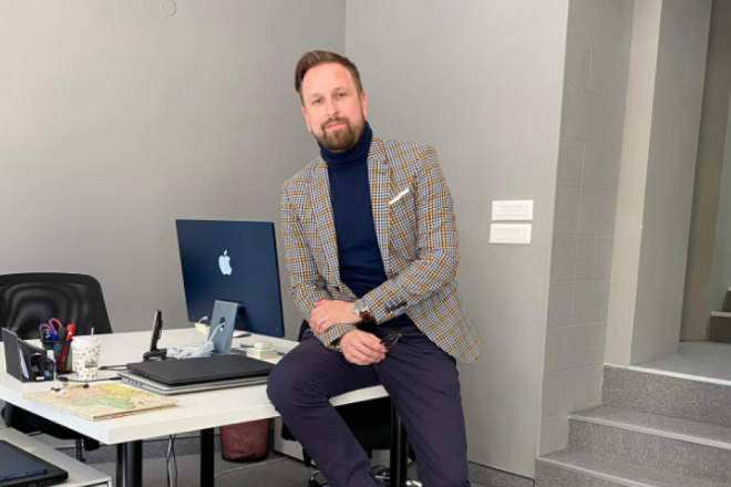 Mauro Staraj u Gradskoj knjižnici Pazin ovog petka predstavlja novu zbirku poezije 'Vreme kroz prsti'