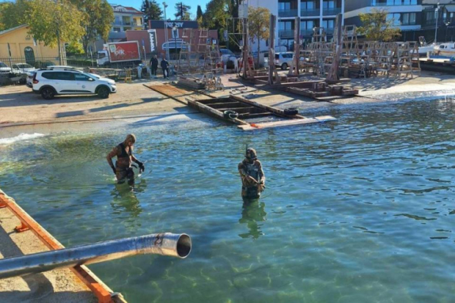 Lučka uprava uklonila pijesak u rovinjskom škveru