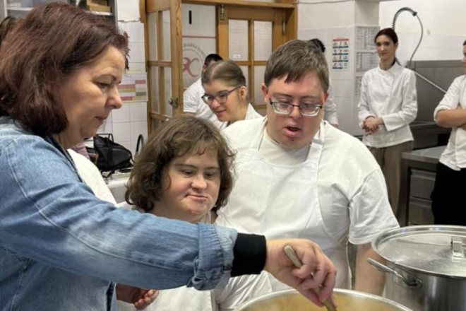 Empatija na djelu! Rovinjski srednjoškolci mentoriraju osobe s Down sindromom