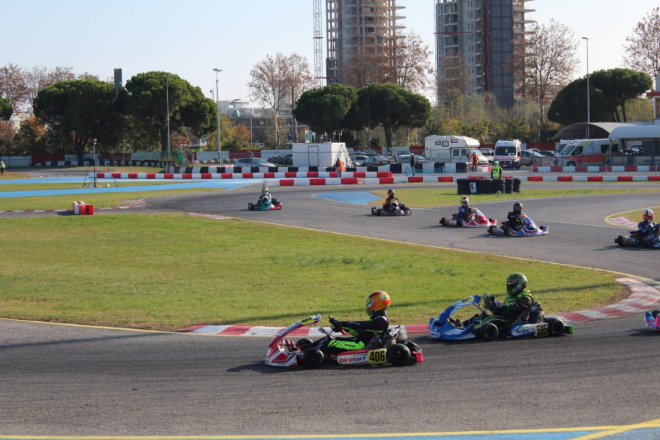 Alex Šćulac morao odustati dva kruga prije cilja zbog eksplozije motora!