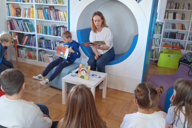 Slikovnica „Viktor Velikoglavi“ Ane Galant oduševila mališane u Gradskoj knjižnici Rovinj!