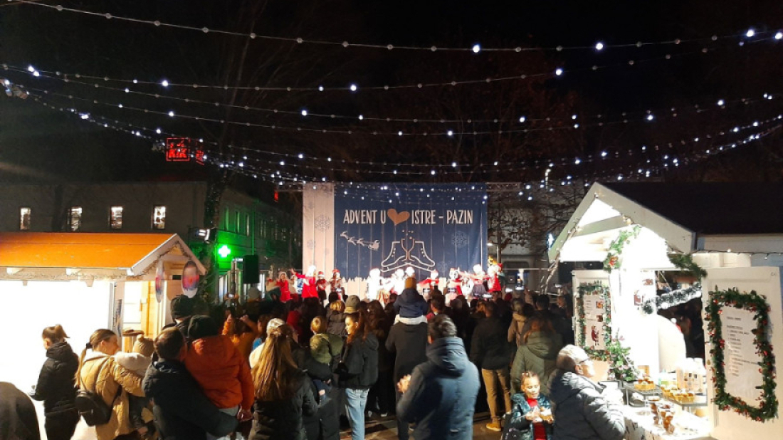 Klizalište, koncerti, dječji programi i topla nova lokacija: Advent u srcu Istre donosi više od 50 programa!