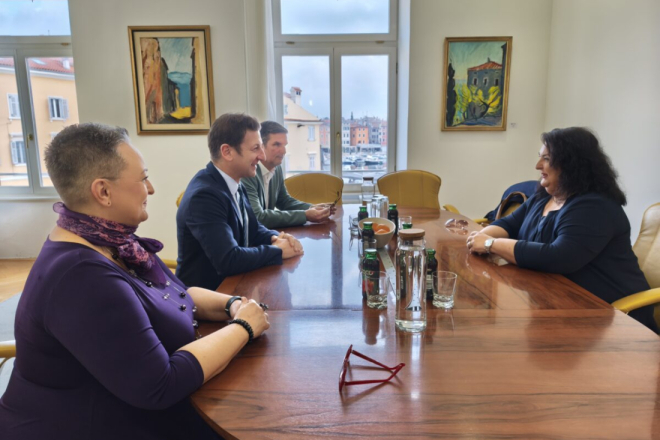 Gradonačelnik Rovinja održao sastanak s generalnom konzulicom Republike Italije u Rijeci Ivom Palmieri