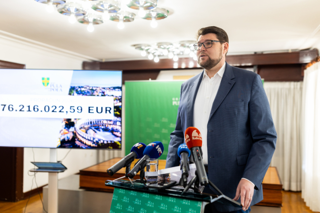 GRBIN PREDSTAVIO PRORAČUN: Pula dobiva besplatne vrtiće, nove dvorane i veliki val infrastrukturnih projekata