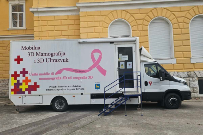 U Rovinj stigao mobilni mamograf!