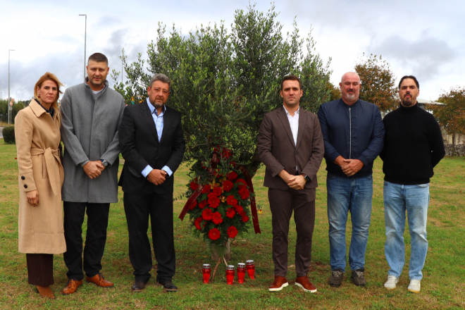 Predstavnici Grada Vodnjana odali počast žrtvama Domovinskog rata, Vukovara i Škabrnje