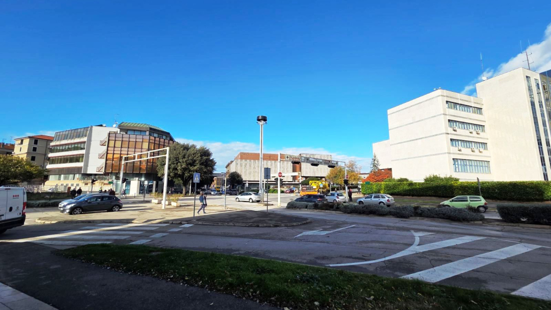 Čemu? Muškarac lažno dojavio da gori neboder u Puli