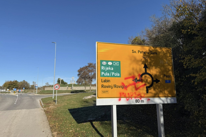 Sramota u Žminju!  Vandali iscrtali nacističke simbole, oglasio se načelnik!