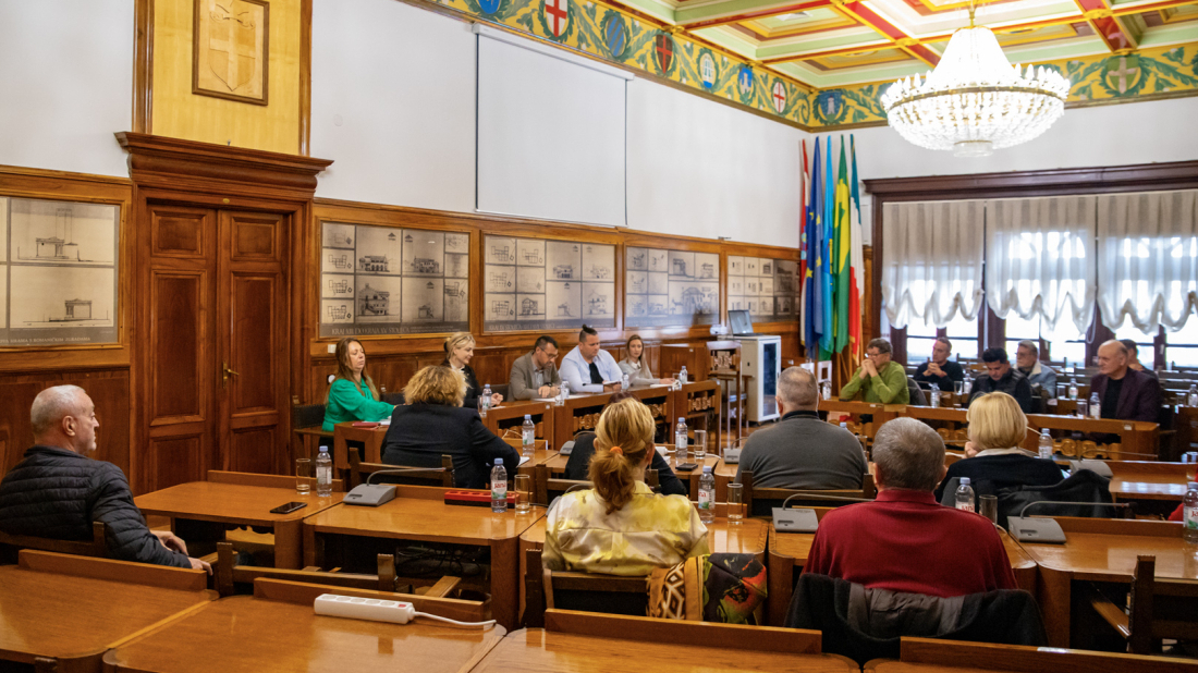 Sastanak o unaprjeđenju suradnje s nacionalnim manjinama u Gradu Puli