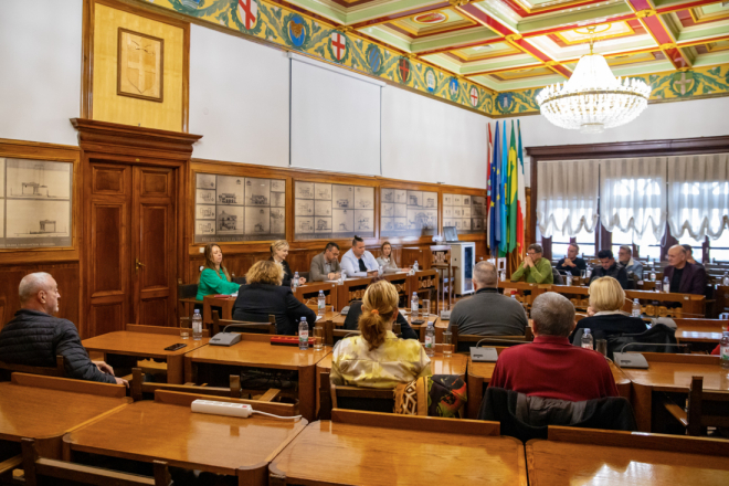 Sastanak o unaprjeđenju suradnje s nacionalnim manjinama u Gradu Puli