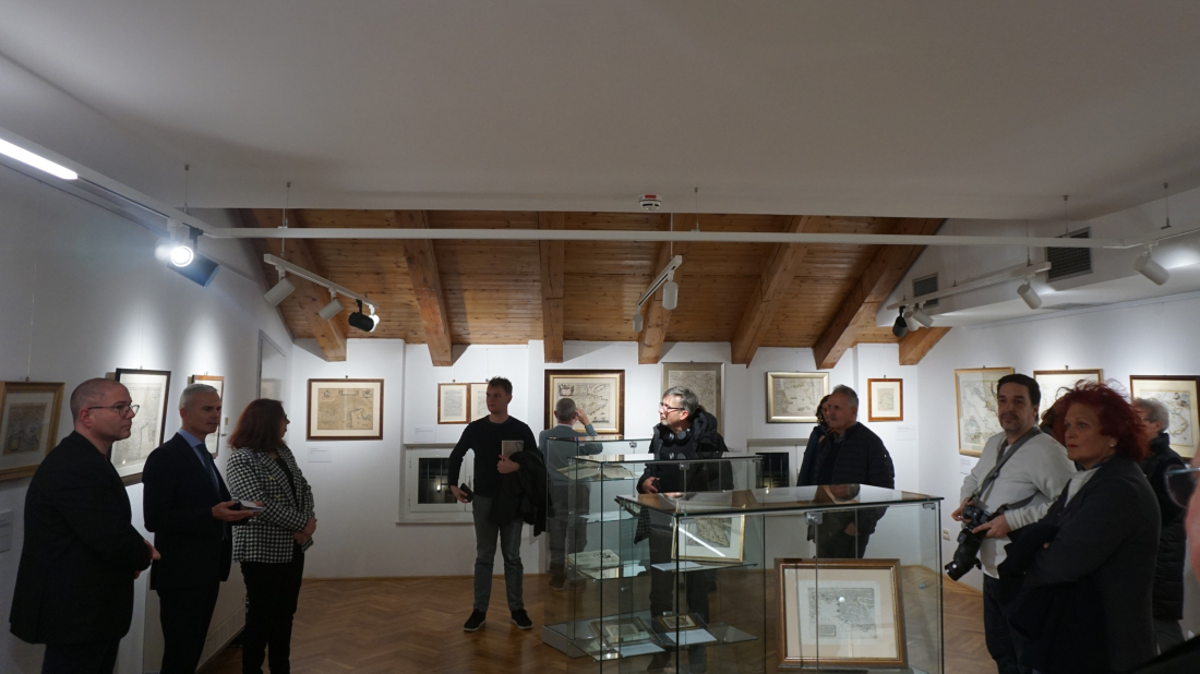Pet stoljeća kartografije Istre: u Kući Tartini otvorena izložba zemljovida iz Rovinja