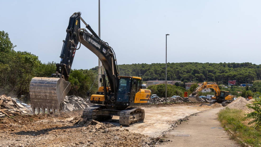 Pula: Od ponedjeljka nova regulacija prometa za pješake!