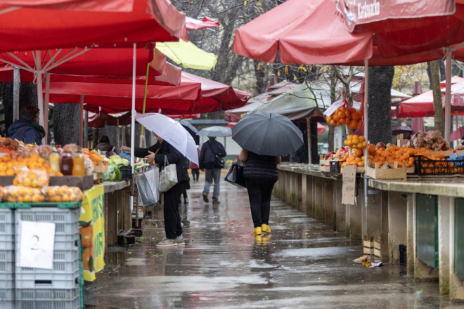 FOTO Pljusak, tuča i grmljavina jutros pogodili Pulu!