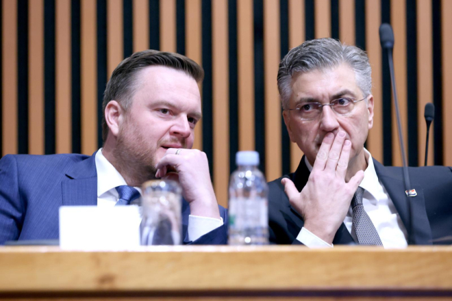 Plenković i Primorac predstavili proračun: On je socijalan i održiv