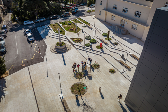 Humanitarni Božićni sajam u Puli: Studenti prikupljaju sredstva za Down centar