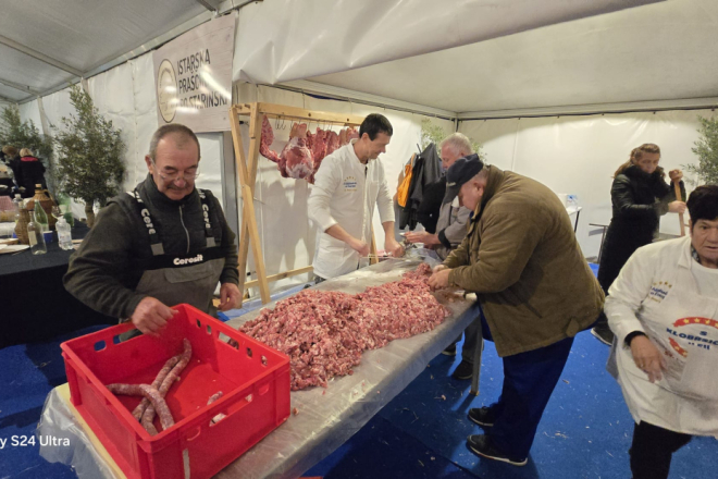 Sveti Petar u Šumi slavi tradiciju: stiže najukusniji Svjetski dan istarske kobasice