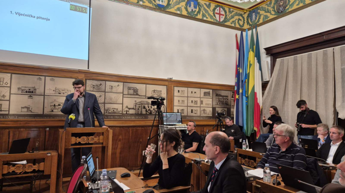 Žestok obračun na Gradskom vijeću: Radojčić optužila Grbina za politizaciju i fingirane natječaje