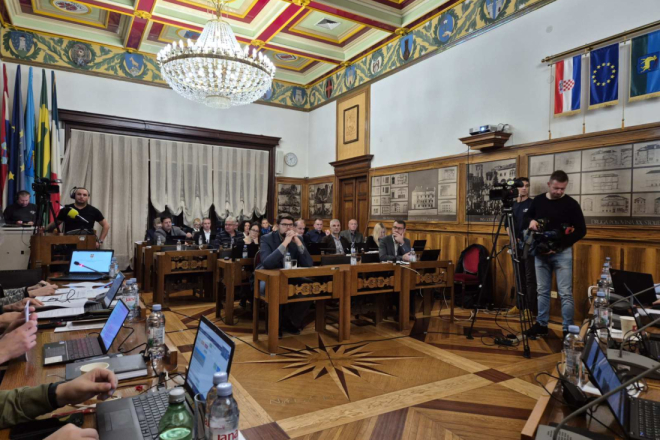Sve po planu: Gradsko vijeće Pule usvojilo sve predložene odluke