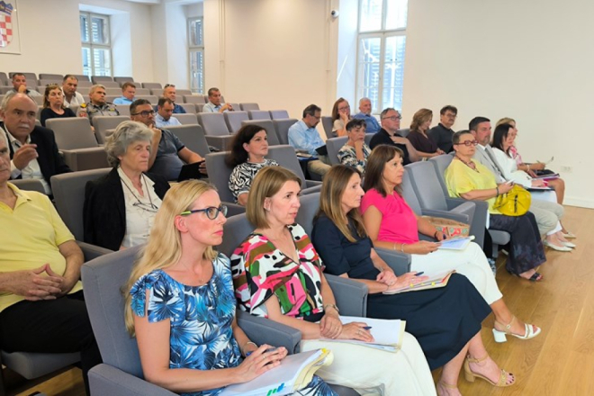 “Nema hijerarhije između lokalnog i državnog mandata: Rovinj se ne može uklopiti u osobni raspored jedne vijećnice”
