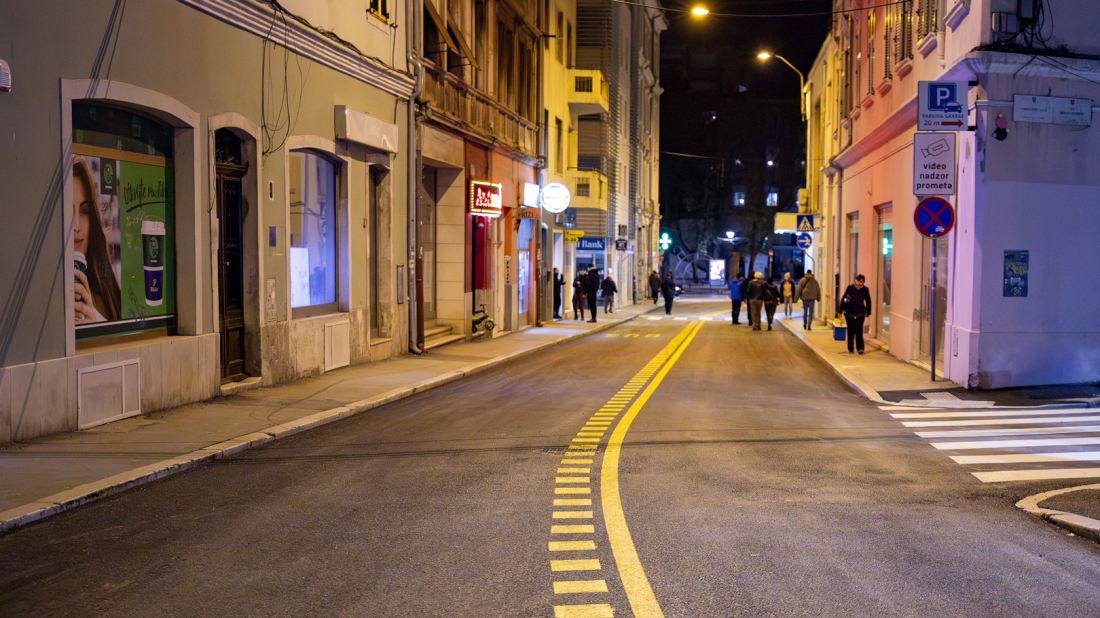 Pula: Zagrebačka ulica zasjala u novom ruhu!