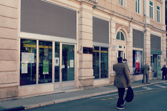 Pulska knjižnica pokreće klub ljubitelja knjiga za umirovljenike