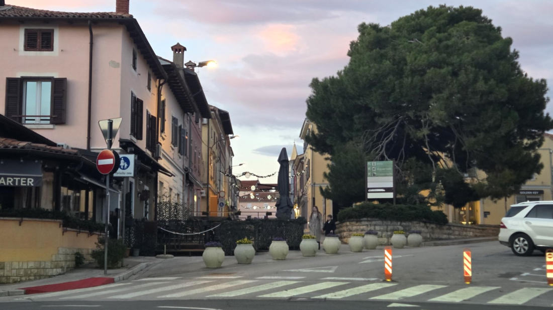 Poreč: Muškarac iz BiH prijetnjama pokušao dobiti povrat predujma od izvođača za nedovršene radove – privela ga policija