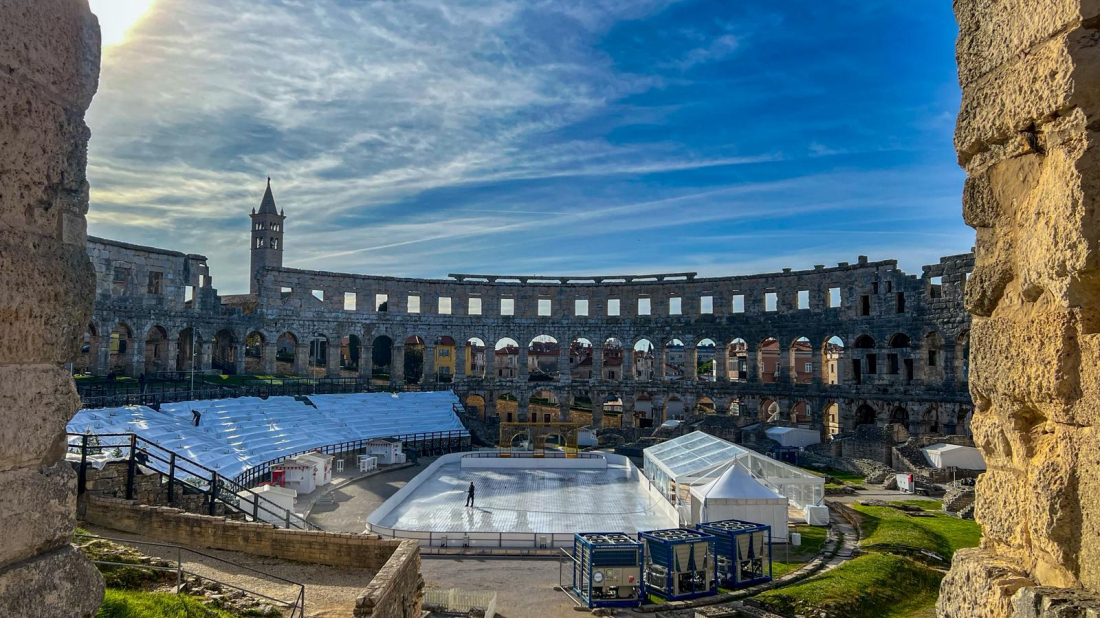 Advent u Puli: "Klizalište u Koloseumu" otvara se ovoga petka!