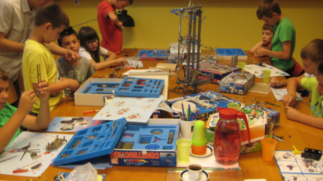 Besplatne STEM aktivnosti u prosincu: od 3D printanja do izrade robota