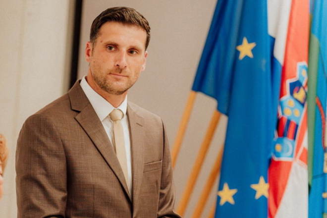 SDP oštro osudio tužbu dekana Daglasa Korace Istarskog veleučilišta protiv vijećnika Marka Ferenca