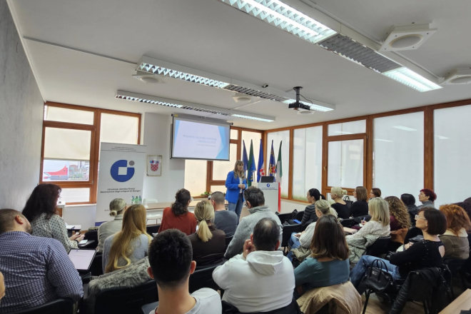 Veliki interes obrtnika: U Rovinju održan seminar o poreznim novostima i novim pravilima za radne dozvole