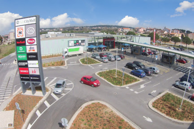 Serijski kradljivac u Puli harao po trgovinama: Krao sve što mu je došlo pod ruku!