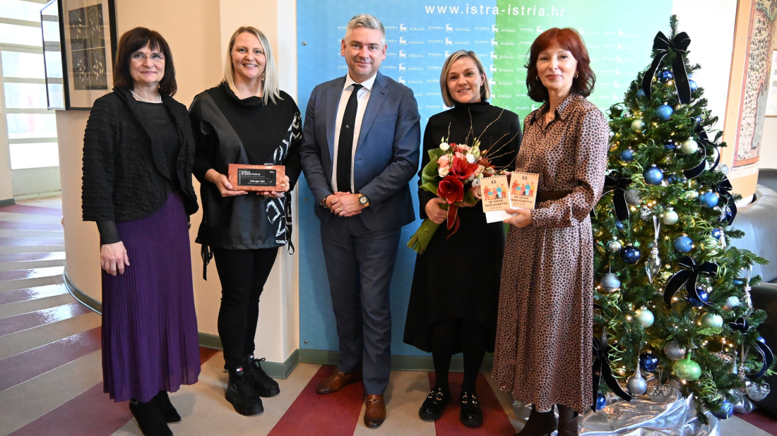 Istra slavi humanost: Helena Babić primila čestitke župana Miletića i zamjenice Antić za nagradu Mali svjetionik
