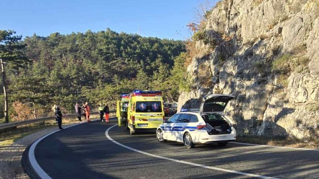 Frontalni sudar u Labinu: tri osobe lakše ozlijeđene!