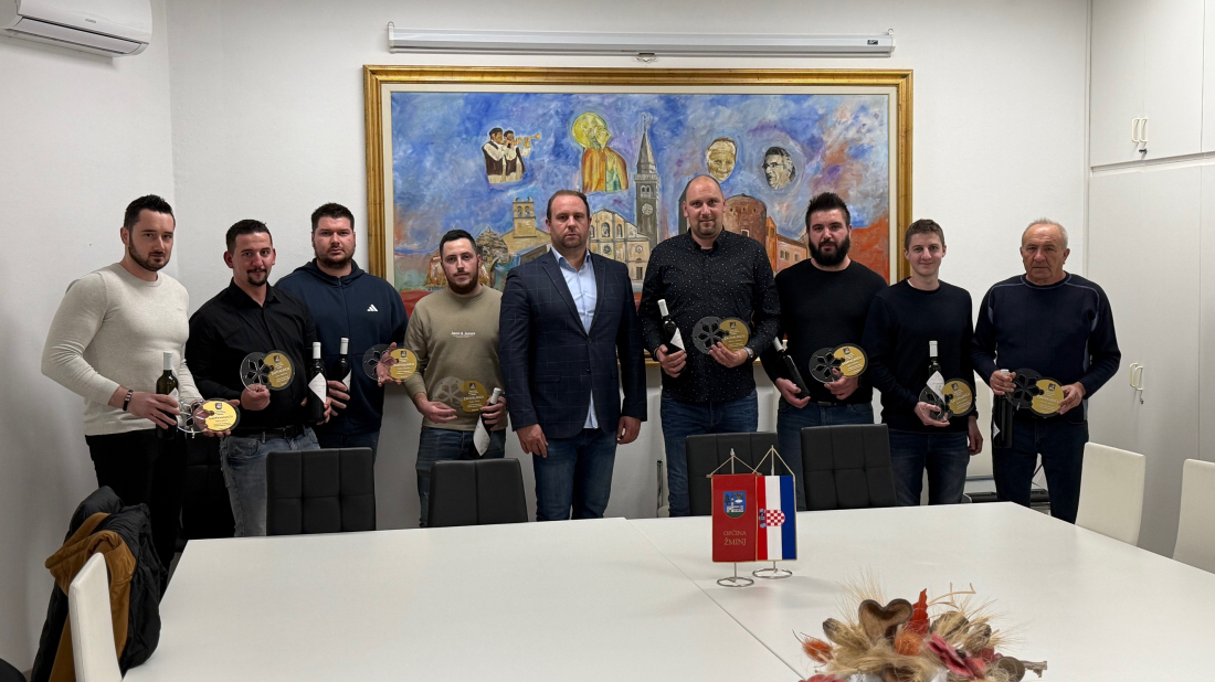 Svečani prijem u Žminju za europske prvake: Općina odala priznanje hrvatskoj cornhole reprezentaciji