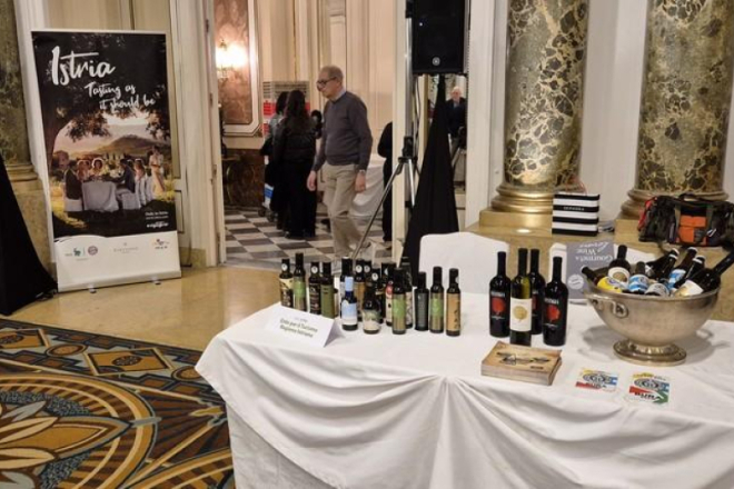 Istra ponovno na vrhu svjetske maslinarske scene u vodiču Flos Olei 2026