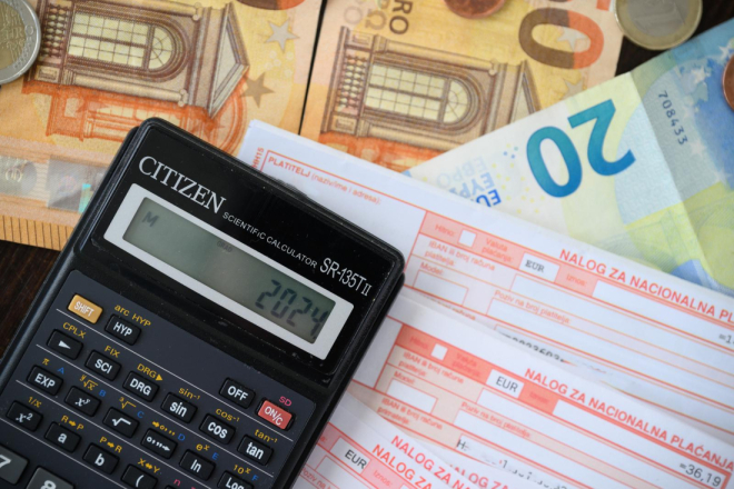 Novi udar na džepove: Od 1. siječnja poskupljuje struja!