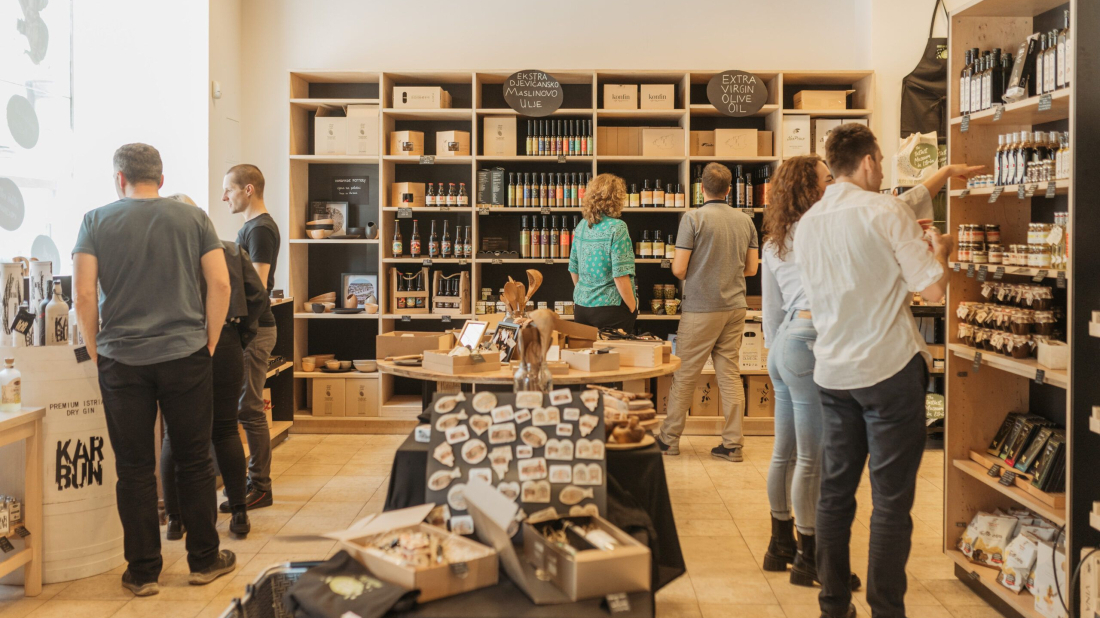 Inner Wheel klub Pula organizira humanitarni obilazak Muzeja maslinovog ulja: Prikupljena sredstva idu beskućnicima