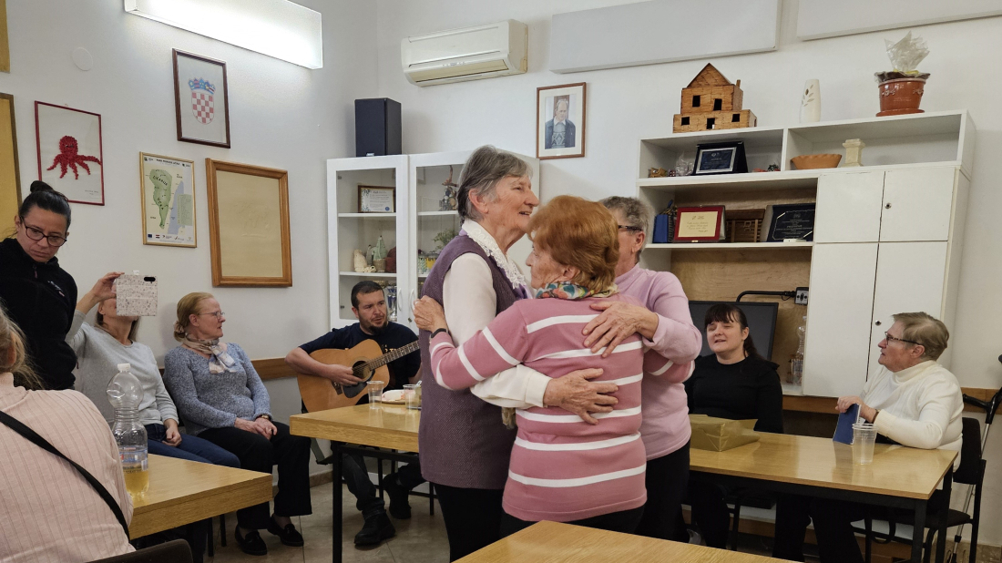 Udruga slijepih Istarske županije prigodno obilježila blagdan svete Lucije - zaštitnice vida!
