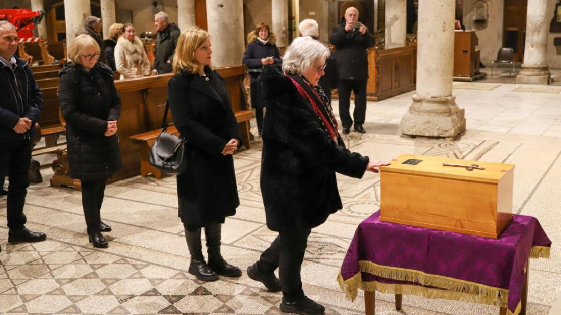 Povijesni povratak biskupa Jurja Dobrile: njegovi posmrtni ostaci vraćaju se u Istru, danas izloženi u Tinjanu