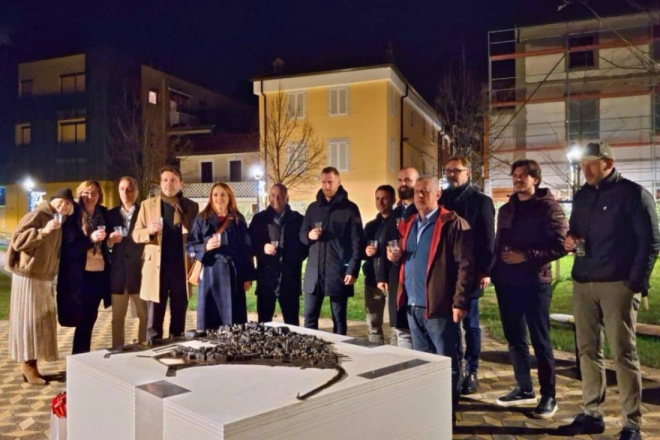 Novi simbol Novigrada: Predstavljena brončana maketa grada