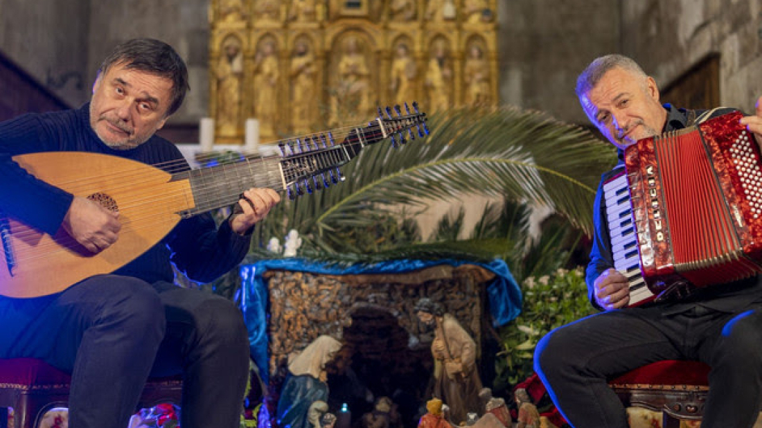 VIDEO Bruno Krajcar i Edin Karamazov: Novo umjetničko ruho božićne pjesme "Oj pastiri, čudo novo"