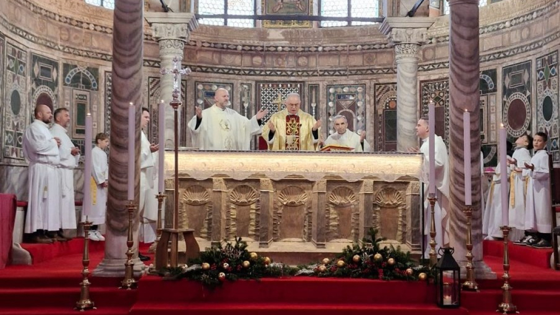 Biskup Štironja predvodio božićno euharistijsko slavlje u Porečkoj katedrali