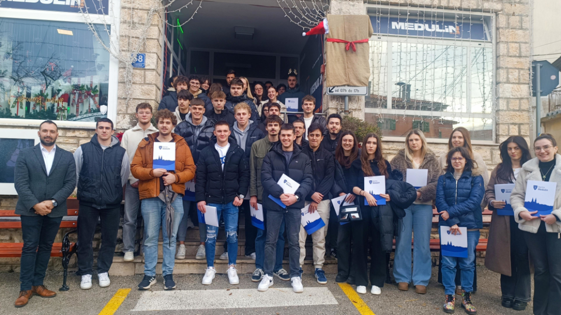 Općina Medulin osigurala sredstva za 89 studentskih i 14 učeničkih stipendija!