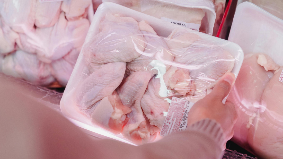 Upozorenje potrošačima: Mijenjanje roka trajanja hrane u trgovinama prolazi nekažnjeno